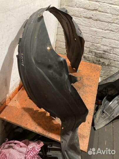 Локер передний правый Mazda CX 7 2007-2012