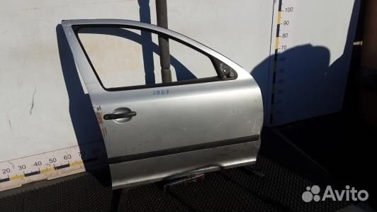 Дверь передняя правая skoda octavia A5 (LBG07E201)