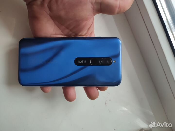 Xiaomi Redmi 8, 4/64 ГБ