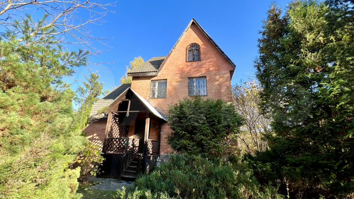 Коттедж 146 м² на участке 12 сот.