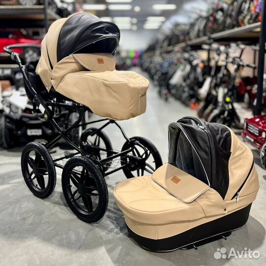 Коляска новая