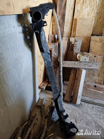 Задняя балка Ниссан Лиф