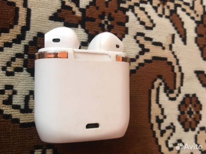 Беспроводные наушники