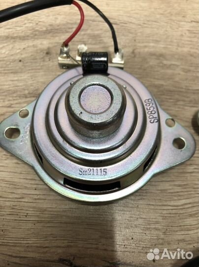 Динамик в обшивку двери Hyundai i40