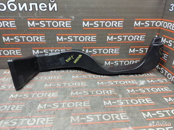 Воздуховод печки центральный Bmw X5 E53 M54B30