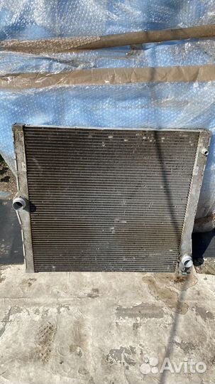 Радиатор двс BMW X5 e70