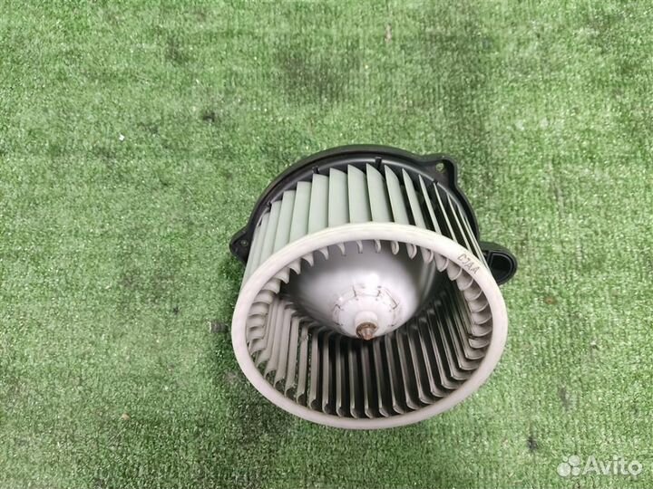 Моторчик печки KIA Sportage 2 (KM) 2009