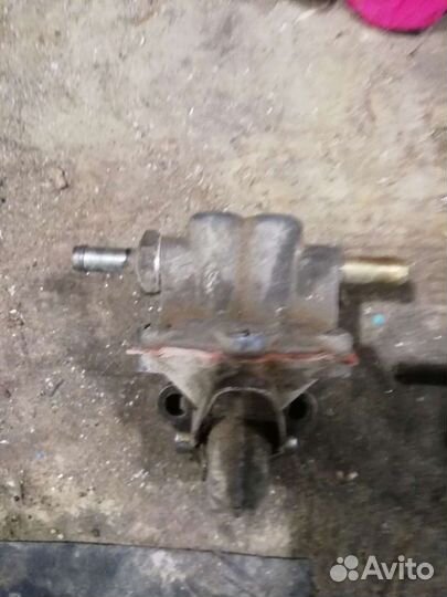 Бензонасос