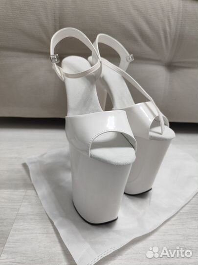 Стрипы четверки 38