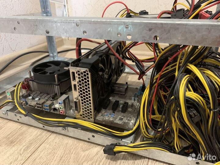 Материнская плата на 6 видеокарт