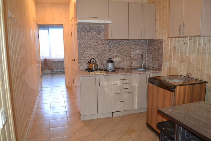 Комната 37 м² в 1-к., 2/3 эт.