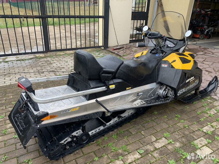 Снегоход SKI-DOO Skandic WT600 ACE