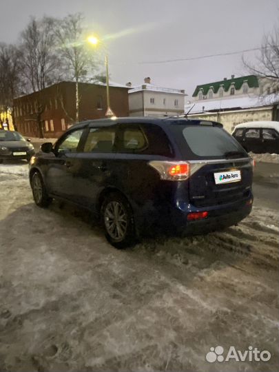 Mitsubishi Outlander 2.0 CVT, 2014, 208 900 км