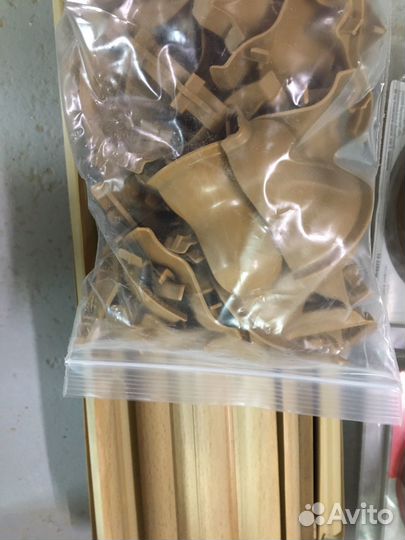 Плинтус напольный пвх - 12 шт по 2,5 м