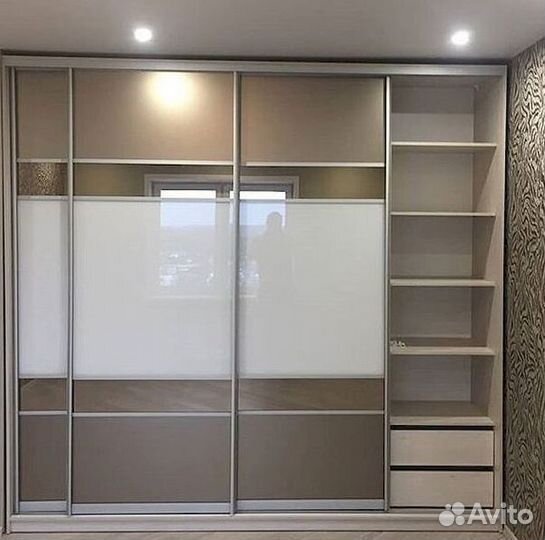 Стенка в гостиную