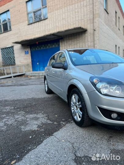 Opel Astra 1.8 МТ, 2008, 215 452 км
