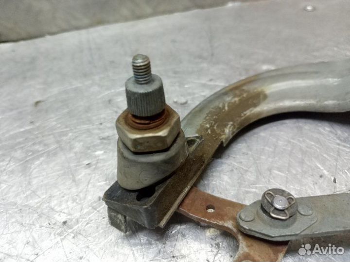 Трапеция дворников LADA 2107 1982-2012