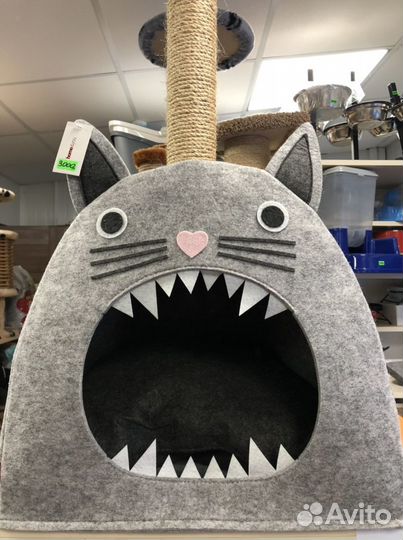 Домики, игрушки, когтеточки для кошек