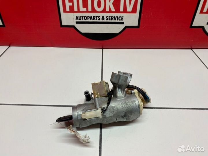 Замок зажигания Toyota Caldina AT191 7AFE 1999