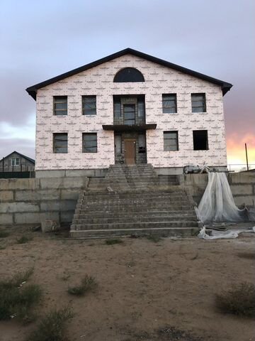 Дом 535 м² на участке 7,7 сот.