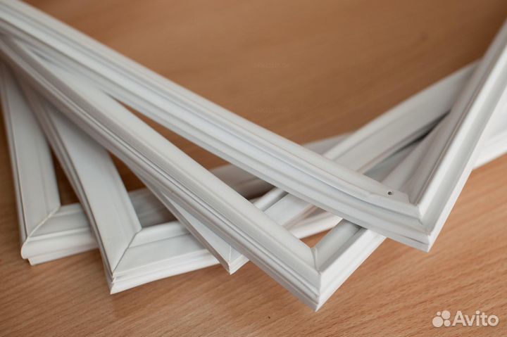 Уплотнительная резинка для морозильника