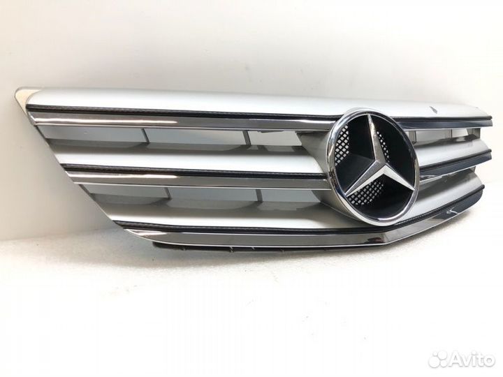 Решетка радиатора Mercedes-Benz B-Class W245 2005
