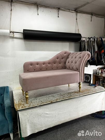 Диван (Sofa)