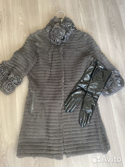 Шуба пальто 42
