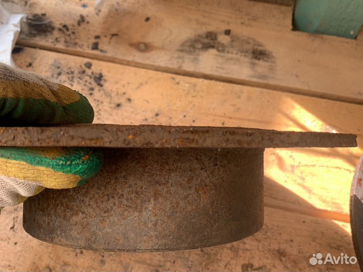 Задние диски opel omega b не вентилируемые