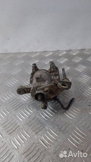 Суппорт тормозной задний правый Renault Scenic