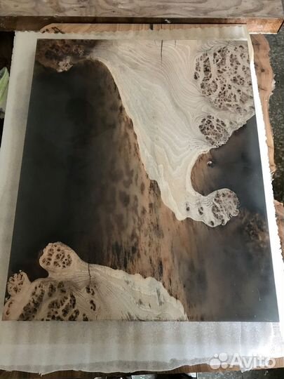 Стол-река из массива карагача/дуба/ясеня