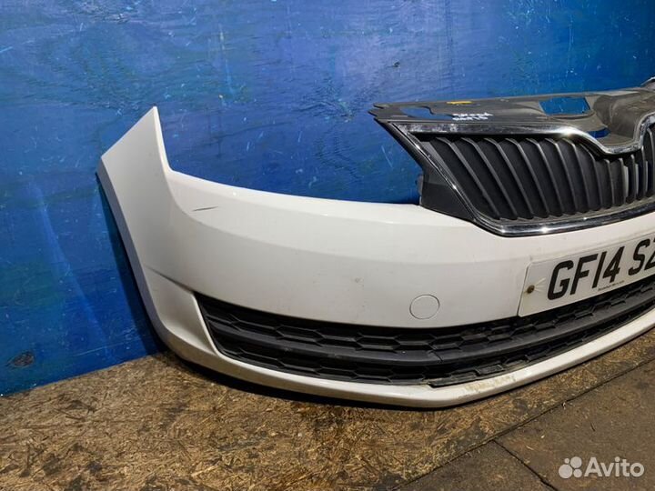 Бампер передний Skoda Rapid 2012-2019