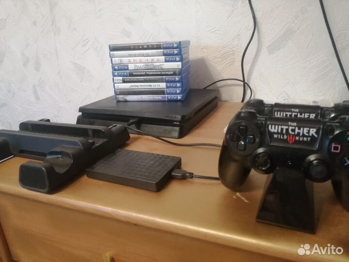 Игровая приставка sony playstation 4 slim