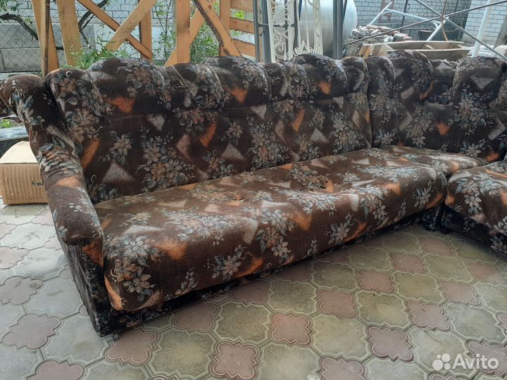 Угловой диван бу