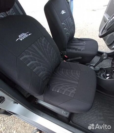 Комплект Универсальных чехлов на весь салон новые