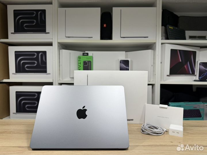 MacBook Air 13 M3 8gb 512gb 10 ядер гарантия