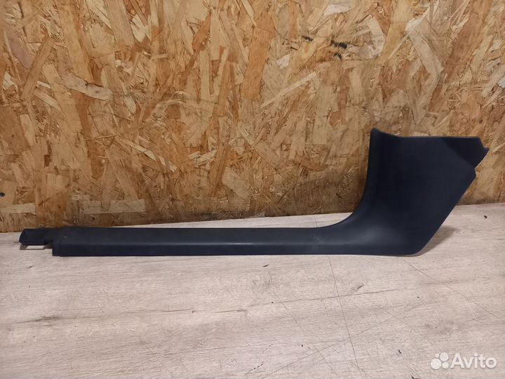 Накладка внутренняя на порог Skoda Octavia A5