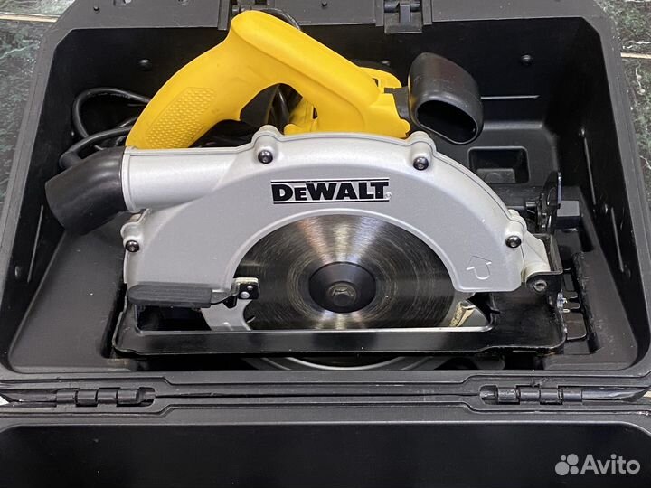 Дисковая пила dewalt D23620-QS