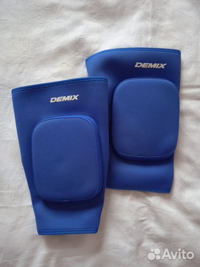 Наколенники и налокотник demix для волейбола