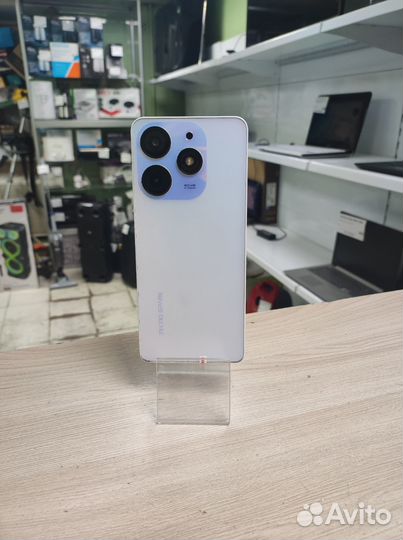 TECNO Spark 10 Pro, 8/256 ГБ