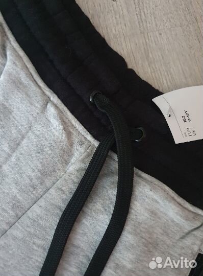 Шорты новые H&M 152,158