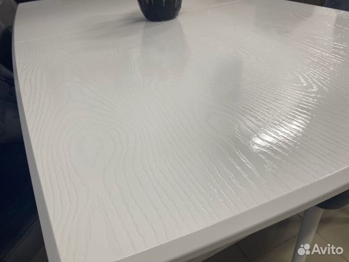 Стол белый прямоугольный. столы стулья