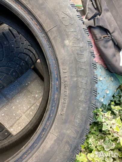 Bridgestone Blizzak Spike-01 185/65 R15 88