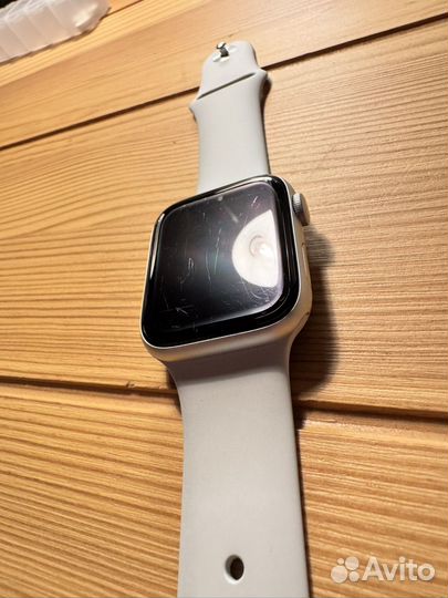 Apple watch se2023 44