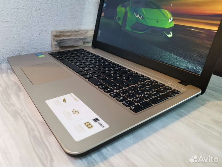 Игровой asus 4Core/4Gb/SSD240GB/GF 920mx