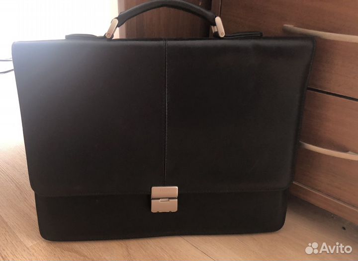 Мужской кожаный портфель