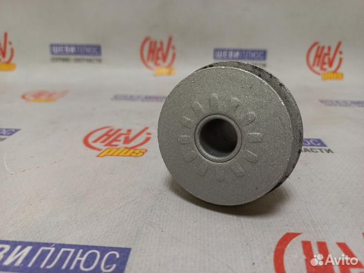 Сайлентблок рычага подвески Cadillac Escalade