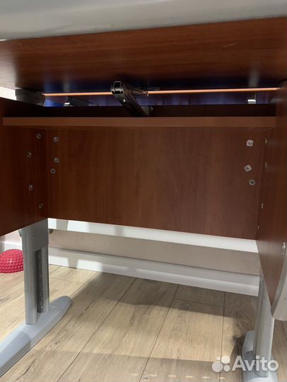 Стол трансформер / школьная парта Дэми (Demi)