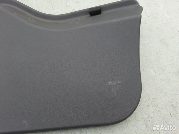 Обшивка двери багажника Chery Kimo