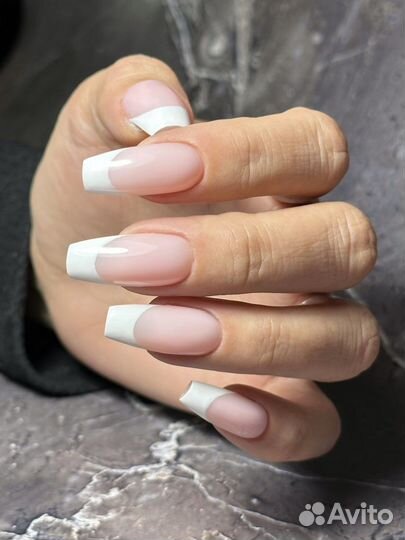 Маникюр, наращивание ногтей